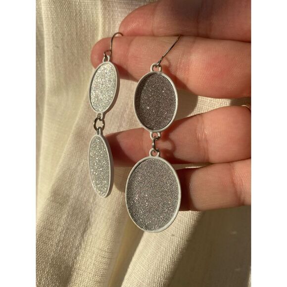 White glitter earrings  - Picture 4 of 4